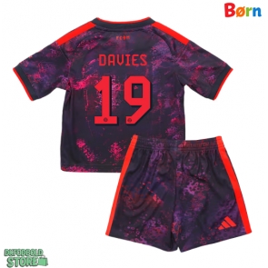 Bayern Munich Alphonso Davies #19 Replika Babytøj Tredje sæt Børn 2026-27 Kortærmet (+ Korte bukser)